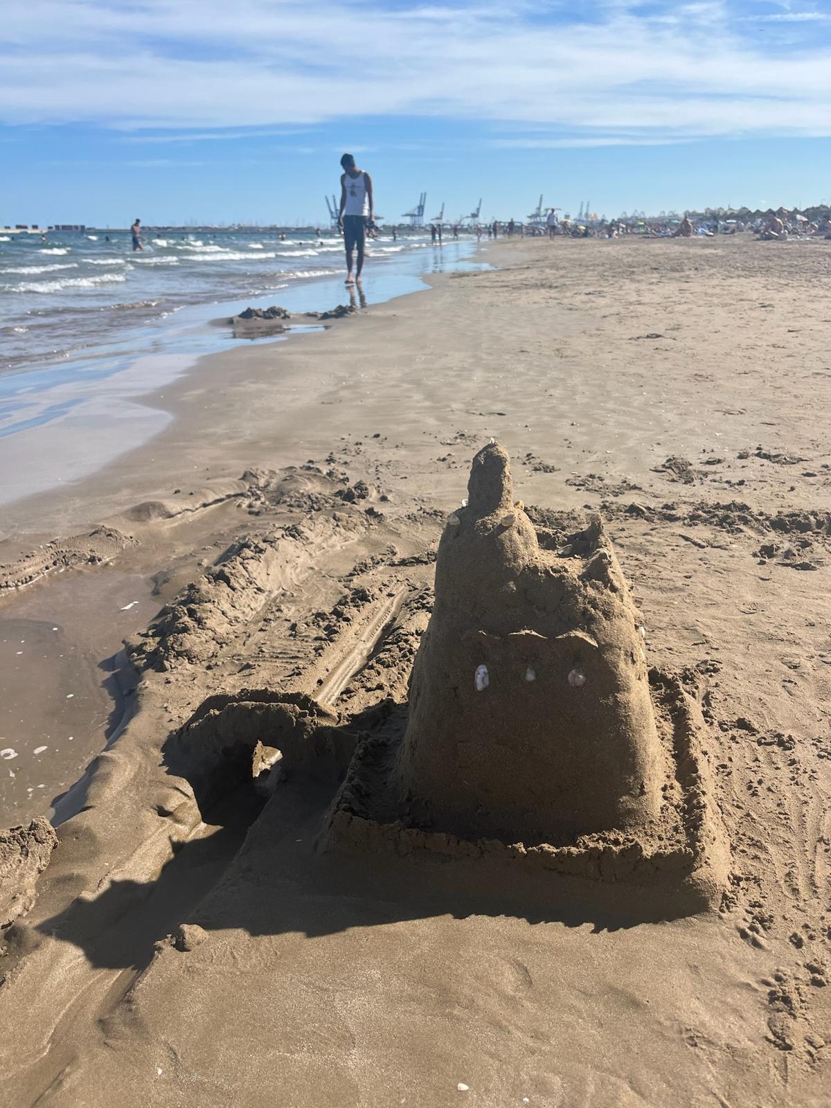 More detailed pic of my sandcastle.